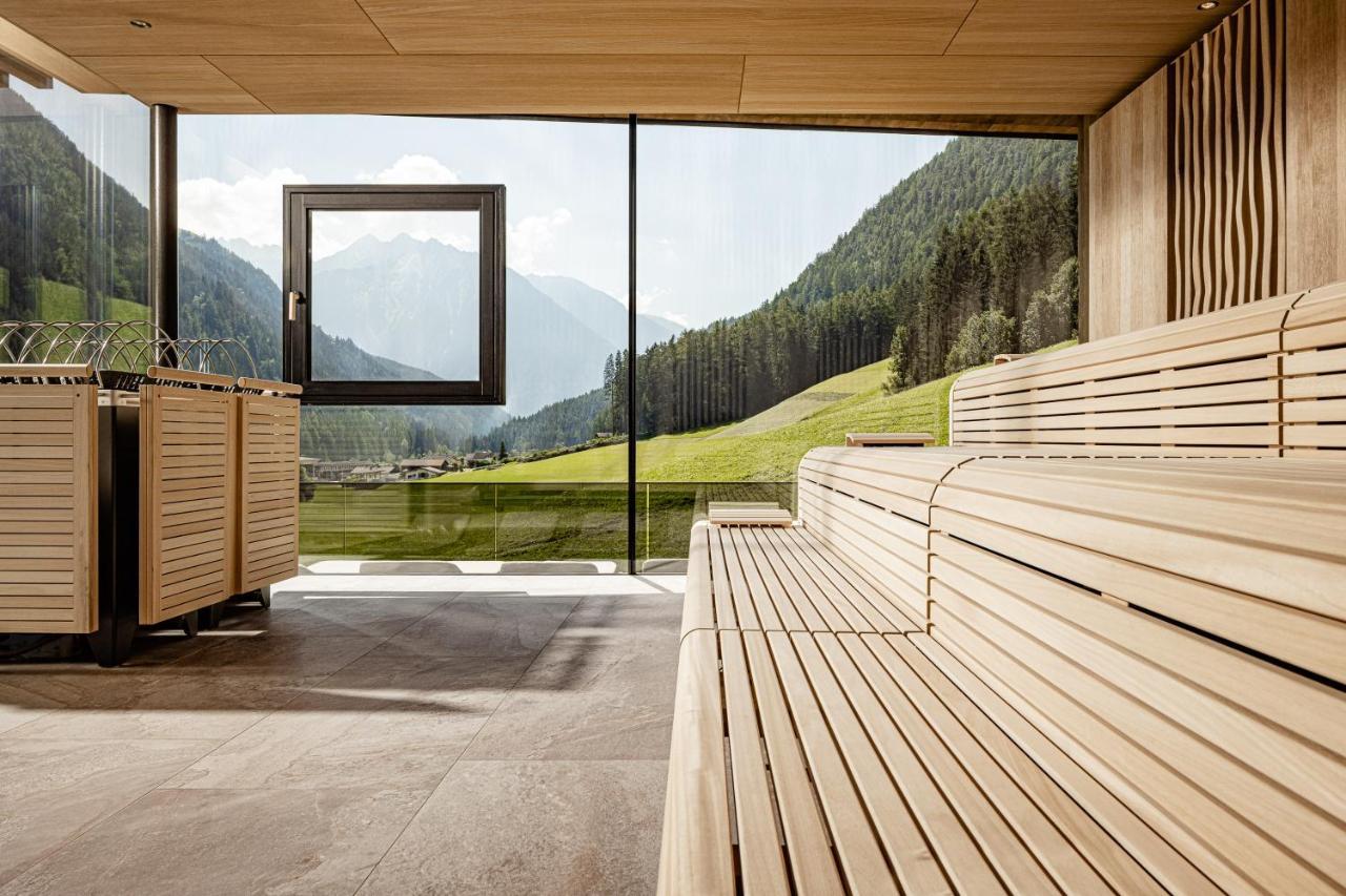 Alpine Luxury Spa Resort Schwarzenstein Lutago Εξωτερικό φωτογραφία